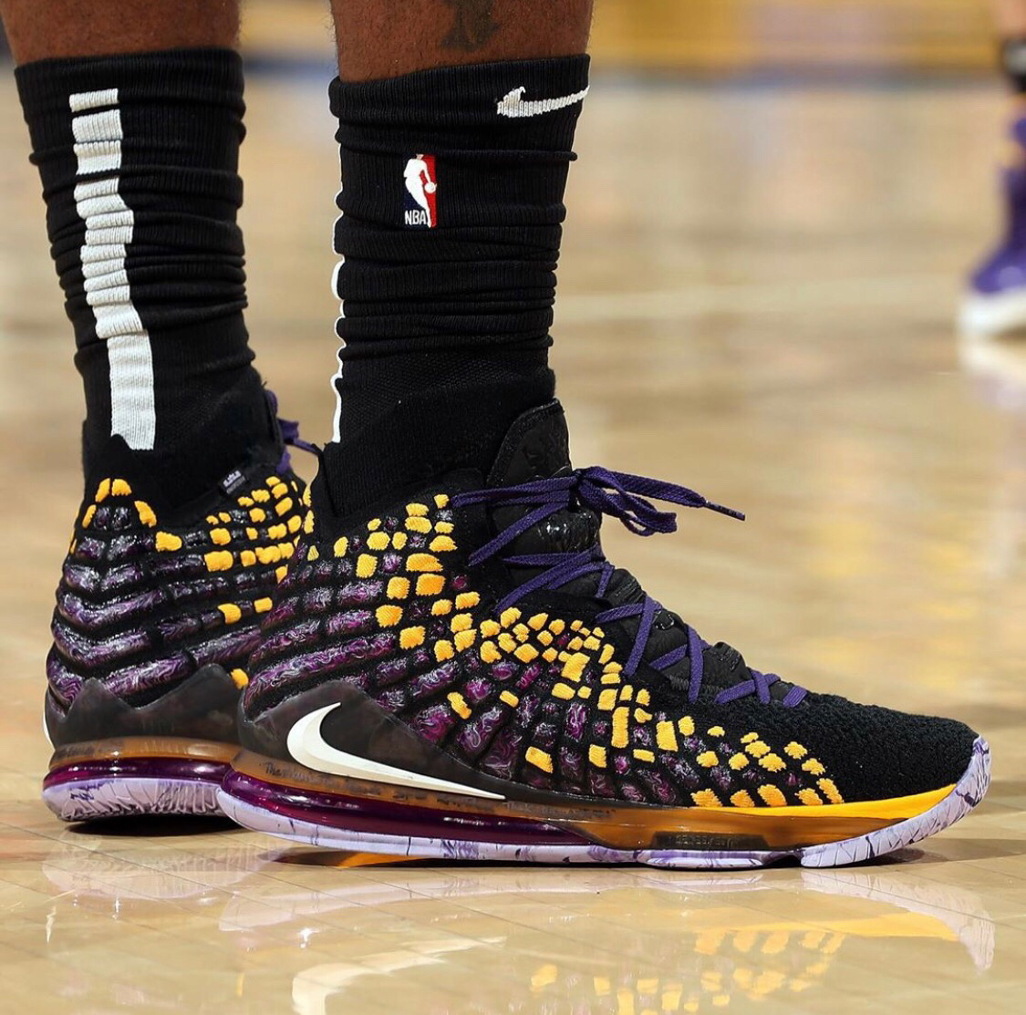 在第三条龙 在第三条龙